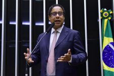 relator-diz-que-camara-analisara-nesta-terca-pedido-de-urgencia-do-projeto-das-fake-news