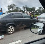 engavetamento-entre-quatro-carros-gera-8-km-de-lentidao-na-dutra-em-cacapava