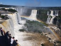 parque-nacional-do-iguacu-registra-maior-visitacao-da-historia-para-mes-de-abril;-mais-de-150,8-mil-pessoas-conheceram-cataratas-do-iguacu