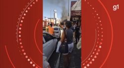 video:-bombeiros-apagam-fogo-em-carro-em-avenida-no-centro-de-uberlandia