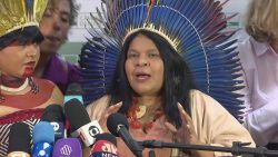 guajajara-diz-que-retirada-de-demarcacao-do-ministerio-dos-povos-indigenas-afeta-autonomia,-mas-governo-vai-cumprir-compromissos