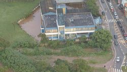 chuva-alaga-estacao-de-trem,-escola-estadual-e-ruas-de-franco-da-rocha,-na-grande-sp