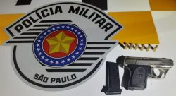 fiscalizacao-apreende-pistola-municiada-de-fabricacao-tcheca-durante-abordagem-a-carro-na-rodovia-da-integracao