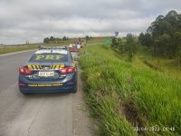 motociclista-de-19-anos-morre-apos-acidente-na-dutra-em-jacarei,-sp