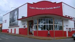 festival-de-teatro-cacilda-becker-reune-atividades-gratuitas-em-pirassununga;-veja-programacao