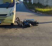 motociclista-fica-ferido-apos-colisao-com-onibus-em-mt