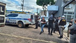 suspeito-de-invadir-casas-em-rio-branco-morre-dentro-de-viatura-da-pm-apos-ser-preso