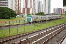 justica-mantem-condenacao-de-mulher-que-atrapalhou-funcionamento-do-metro-e-resistiu-a-acao-dos-segurancas-no-df