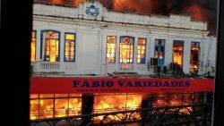 transito-e-interditado-em-area-afetada-por-incendio-no-centro-comercial-de-belem