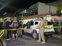 homem-e-morto-com-mais-de-15-tiros-dentro-de-carro-no-alvorada,-em-manaus