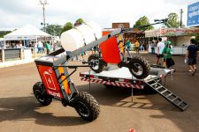 empresa-de-londrina-se-inspira-em-equipamento-da-nasa-para-exploracao-em-marte-e-cria-‘rover’-para-agricultura