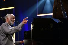 ahmad-jamal,-pianista-de-jazz,-morre-aos-92-anos