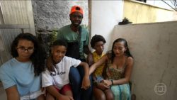 trabalhador,-pai-e-cria-da-rocinha:-conheca-a-vida-de-max-angelo,-entregador-agredido-por-mulher-na-zona-sul-do-rio