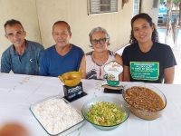 receita-de-familia:-telespectadora-do-mt1-ensina-o-preparo-de-carne-moida-com-mandioca-e-salada-mista