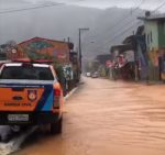 cemaden-mantem-alerta-para-alagamentos-e-deslizamentos-em-sao-sebastiao,-sp