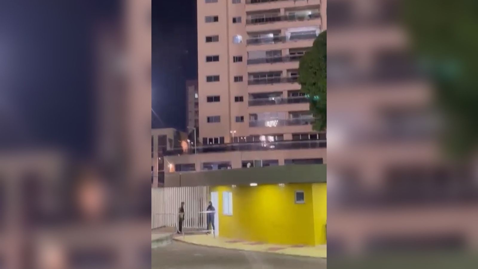 Casal Faz Sexo Da Janela De Apartamento Com Vista Para Estádio De Futebol Lotado Jornal Floripa 